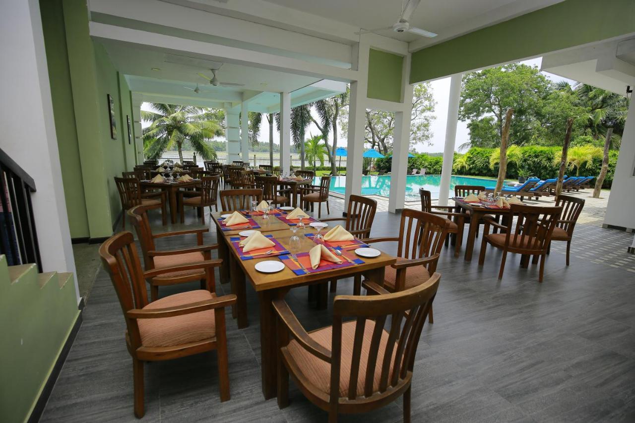 Diya Dahara Lake Resort Yala Exterior foto