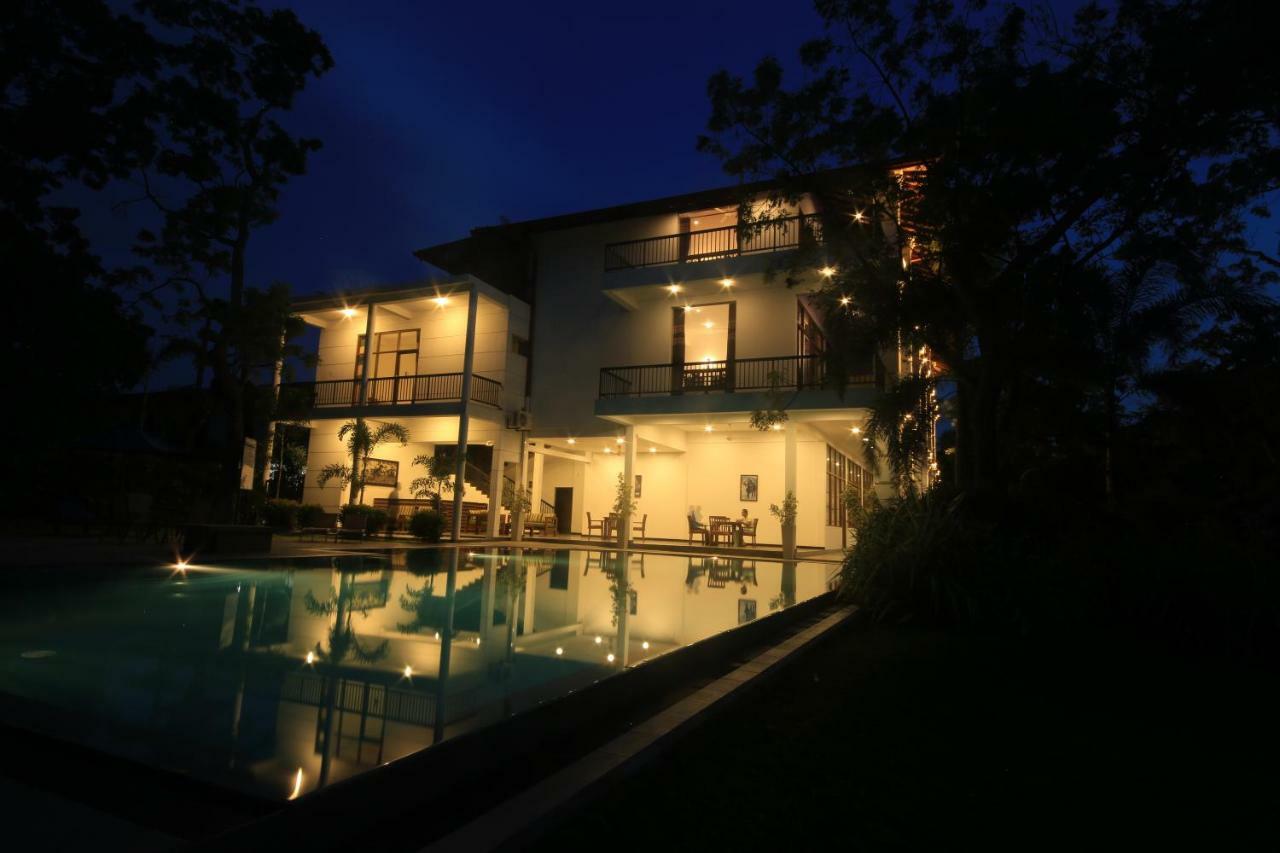 Diya Dahara Lake Resort Yala Exterior foto